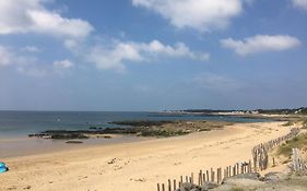 Petite maison a deux pas de la plage